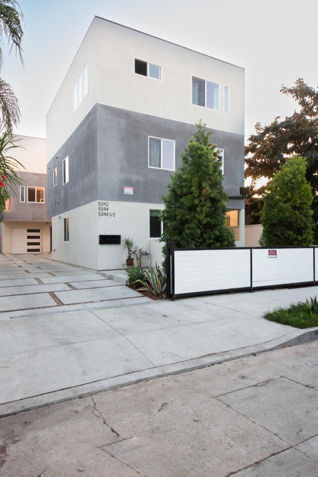 Pousada Spacious Luxury In The Heart Of La! Free Parking And Jacuzzi Los Angeles
